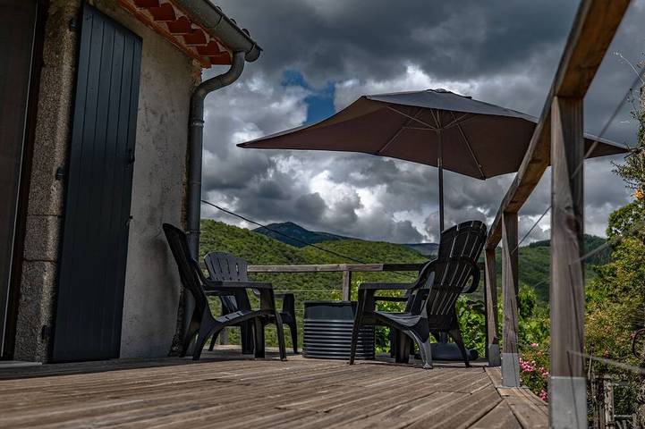 Location de vacances pour 6 personnes, avec terrasse à Saint-André-de-Majencoules - 3