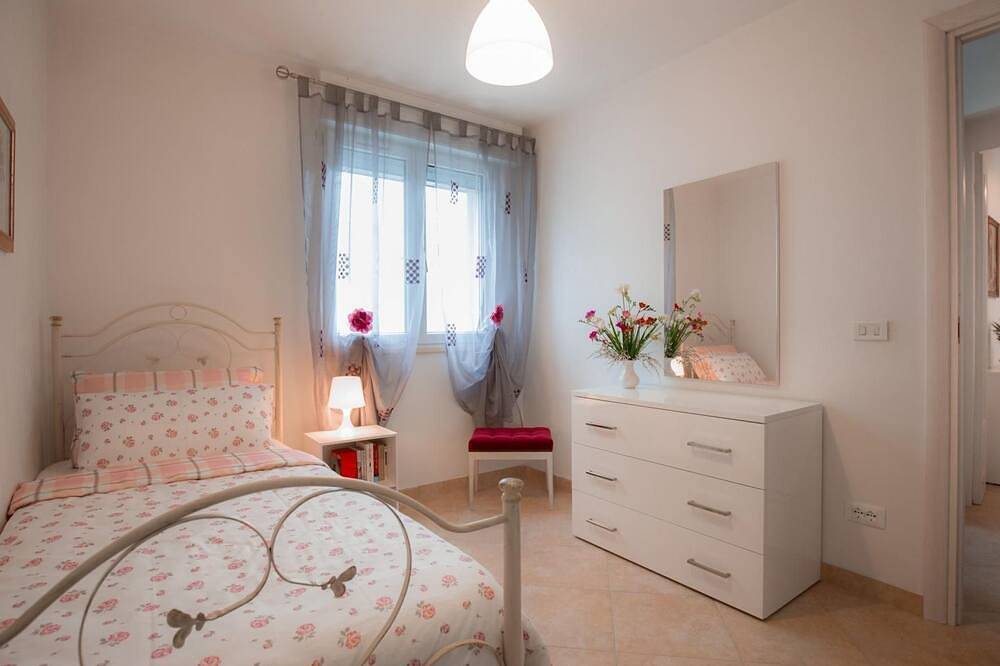 Entire apartment, Wohnung in Carovigno mit Terrasse und Grill in Carovigno, Salento