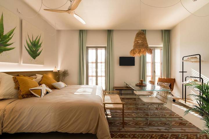 Appart’hôtel pour 2 personnes, avec balcon et vue