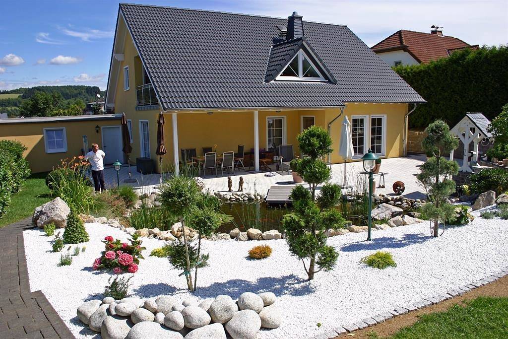 Ganze Ferienwohnung, 4-Bett-Ferienwohnung mit Balkon in Gerolstein, Vulkaneifel
