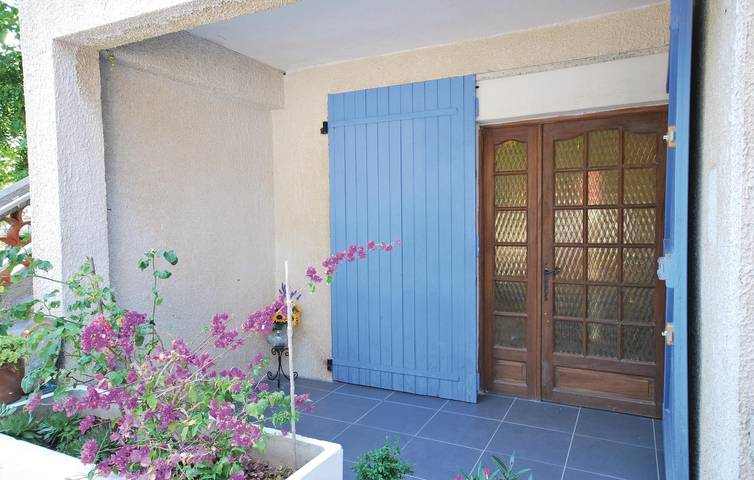 Gîte pour 6 personnes, avec Terrasse dans La Coudoulière