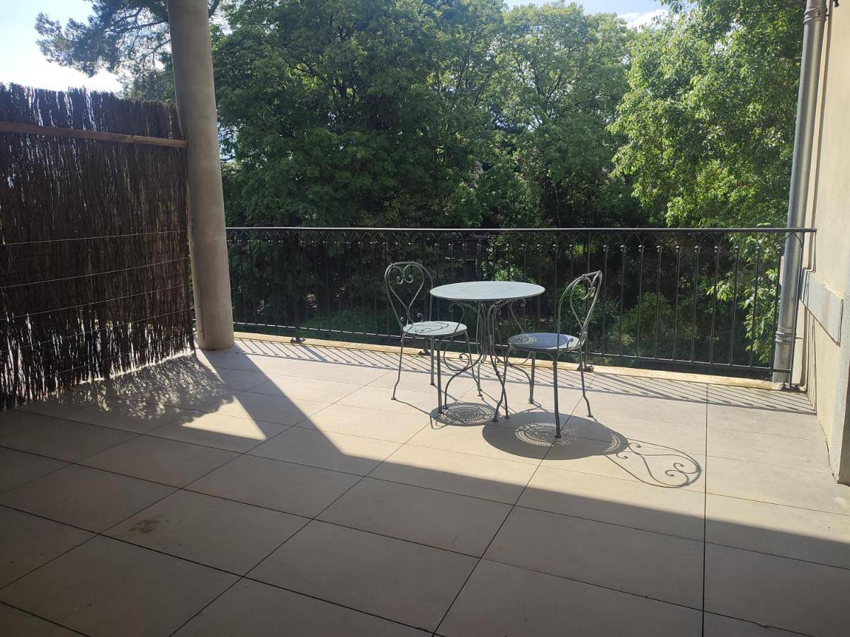 Appartement entier, One-Bedroom Apartment in La Redorte, Région de Carcassonne