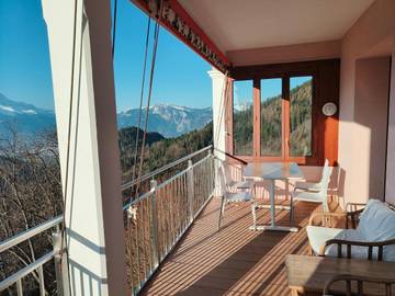 Gîte pour 4 personnes, avec jardin et vue à Leysin