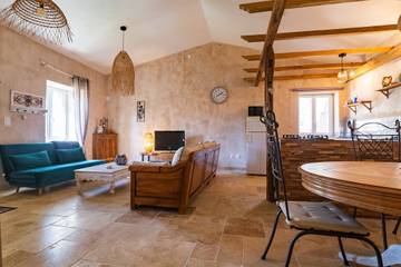 Location De Vacances pour 4 Personnes dans La Roche-sur-Grane, Région de Die, Photo 4