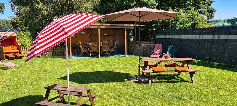 "Haus Küstenheide" - 3-Raum-Ferienwohnung 2 über 2 Etagen mit Balkon und Garten in Berensch, Cuxhaven