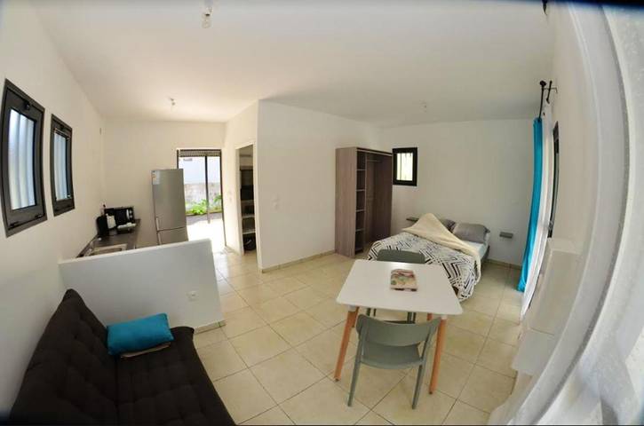 Location de vacances pour 2 personnes, avec jardin et terrasse dans Les Lianes - 3