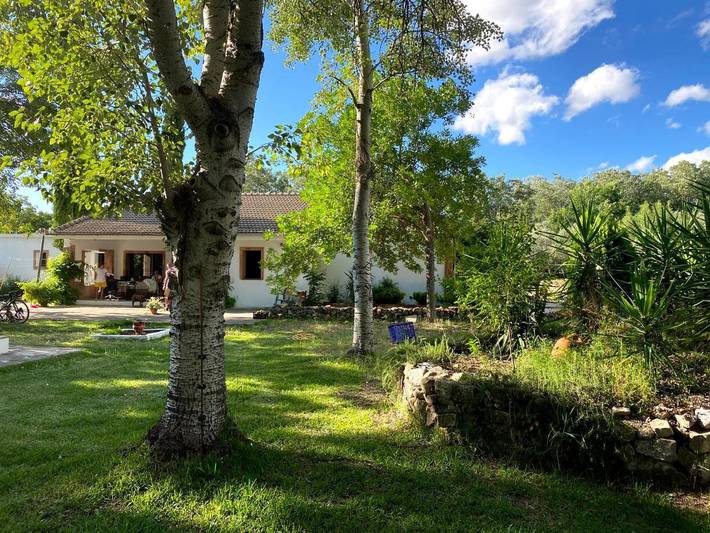 Casa para 10 personas, con terraza y vistas además de jardín y piscina en El Bosque