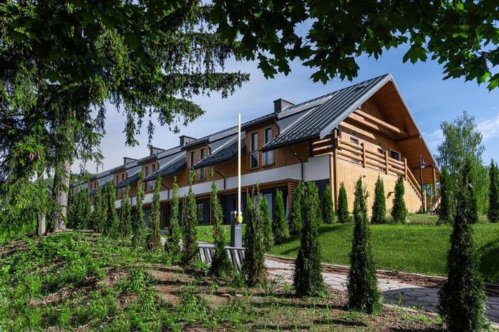 Apartament wakacyjny dla 4 osób, z widok i ogród w Lądek-Zdrój