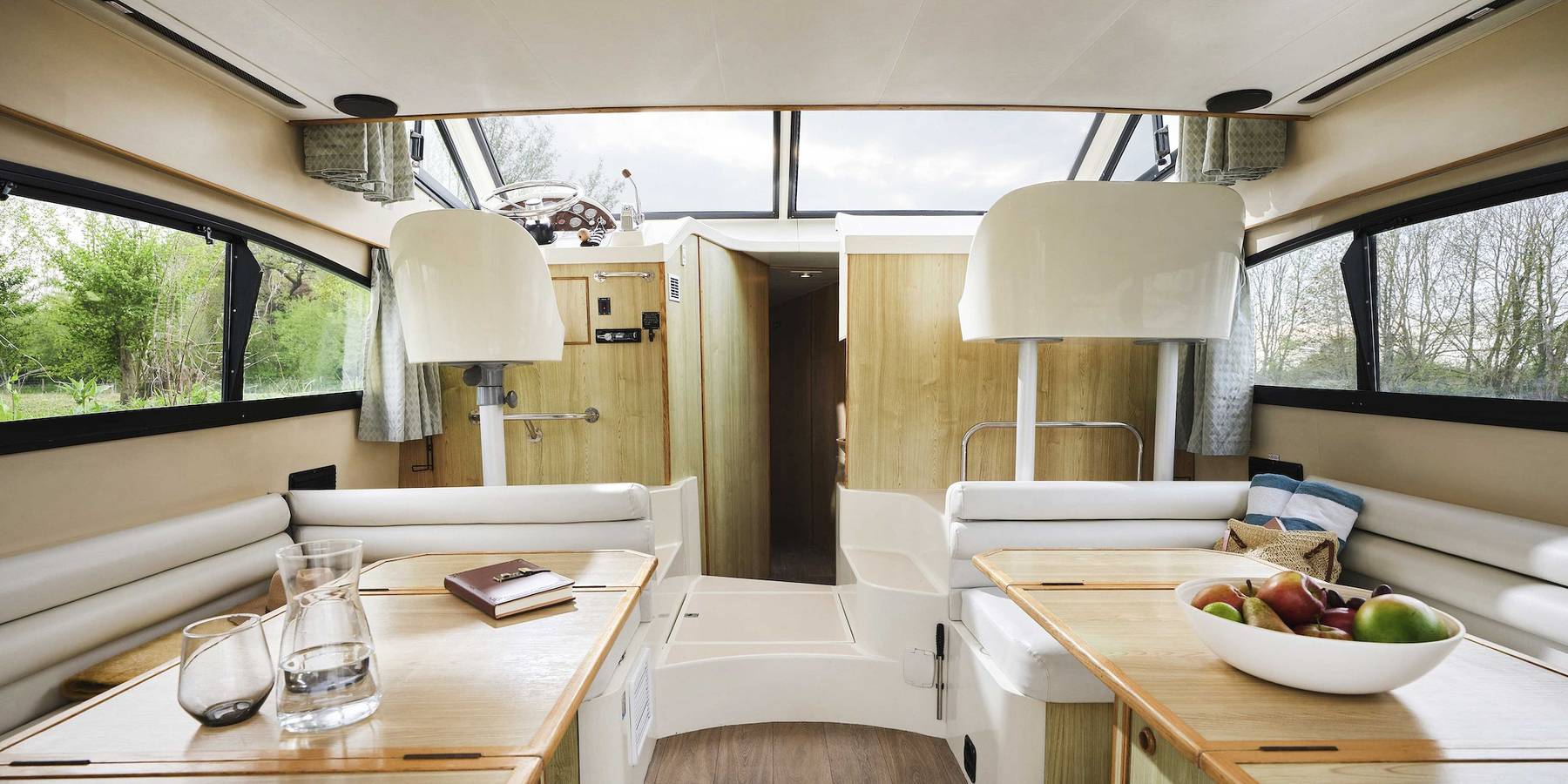 Elegance – Hausboot ohne Führerschein in Marina Wolfsbruch in Kleinzerlang, Rheinsberg