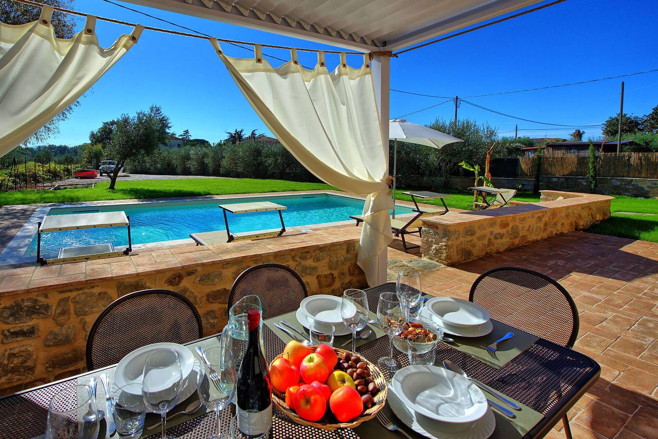 Villa Anna in Tuoro sul Trasimeno, Lago Trasimeno