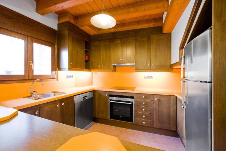 Location de vacances pour 7 personnes, avec terrasse à Sort - 3