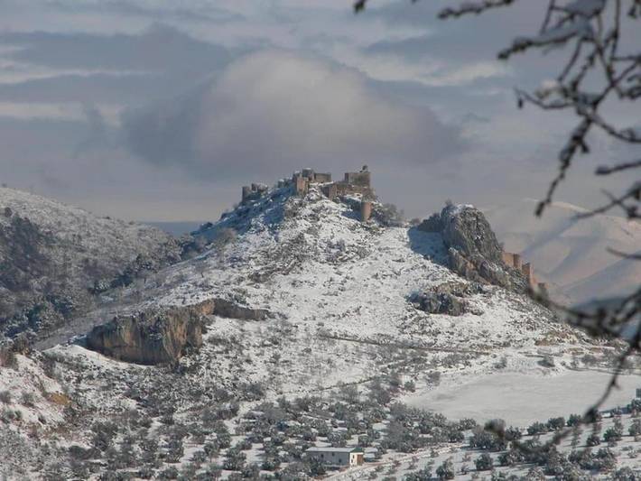 Casa rural para 6 personas, con vistas además de jardín y piscina en Moclín