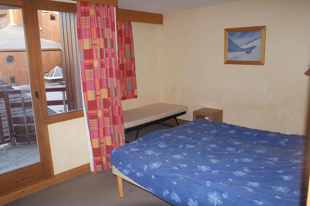 Entire apartment, Apartment Alpe D'Huez 6 people Bear White in Huez, Écrins National Park