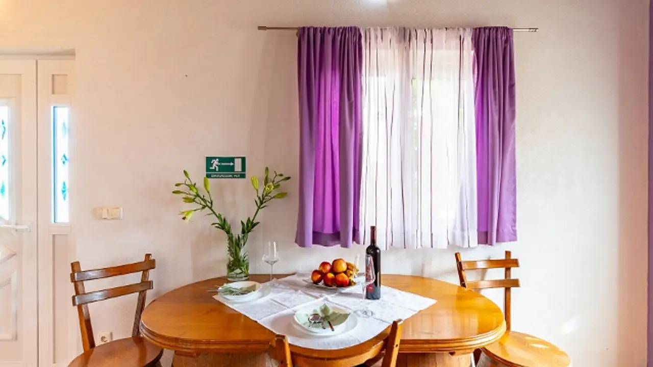 Ganze Ferienwohnung, Ferienwohnung für 2 Personen (27 m²) in Kneza in Račišće (Dalmatien), Korcula