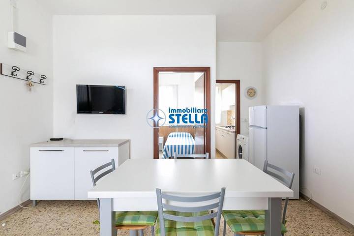 Villa per 4 persone, con Balcone e Giardino a Jesolo