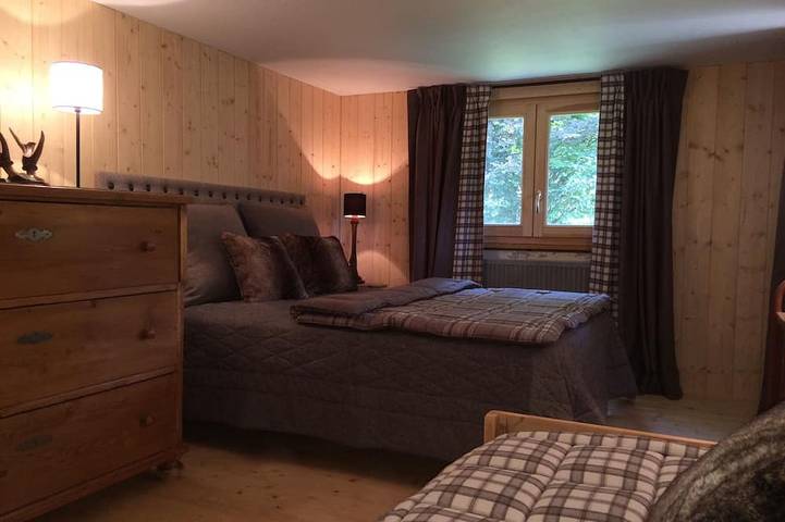 Chalet pour 10 personnes, avec terrasse, animaux acceptés à Les Rousses - 4