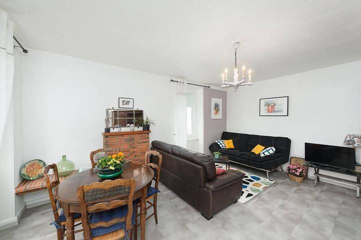 Location de vacances pour 4 personnes, avec piscine et jardin à Mesvres - 4