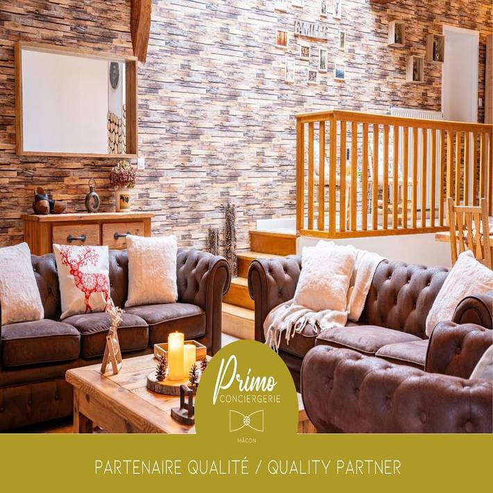 Gîte pour 6 personnes, avec piscine ainsi que sauna et jardin à Azé (Saône-et-Loir) - 2