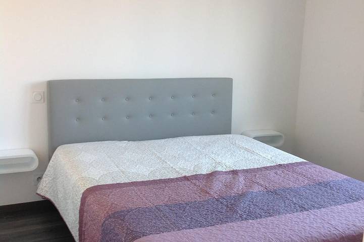 St Rémy de Provence, neue Villa, 4 Schlafzimmer / 2 Bäder zwischen Alpilles und der Innenstadt in Saint-Rémy-de-Provence, Arles und Umgebung