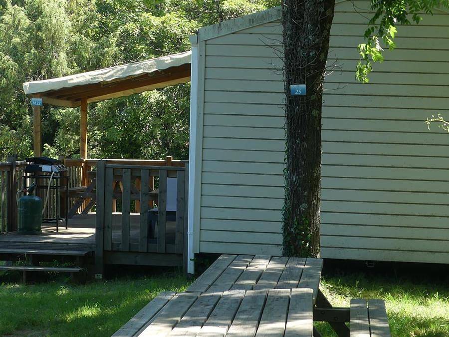 Camping La Résidence d'été - Mobilheim 6 personen - Cottage Premium Famille - 33 m² - 3 Zimmer - 6 pers in Saint-Remèze, Privas