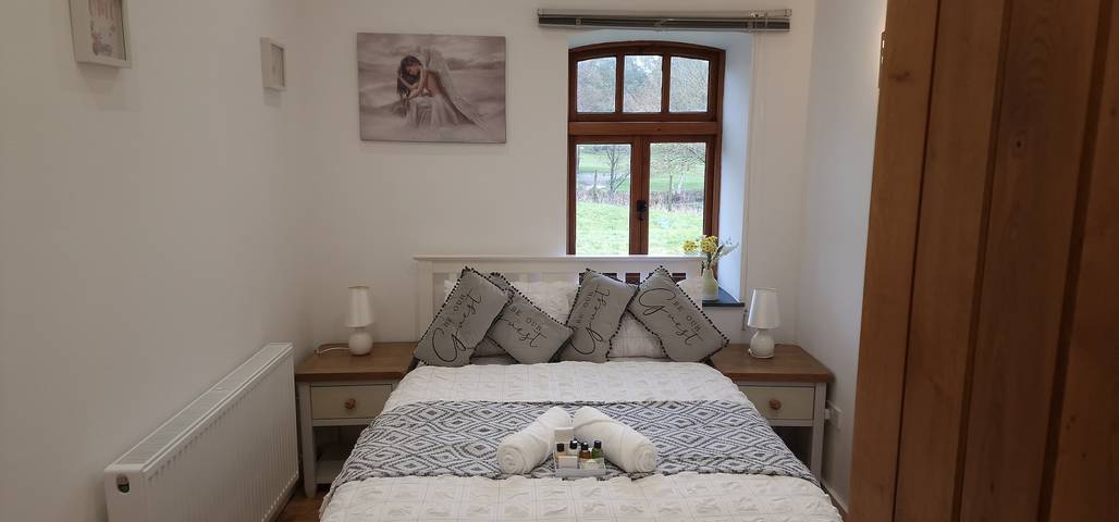 Location de vacances pour 6 personnes, avec jardin et vue sur le lac, adapté aux familles à Plymouth