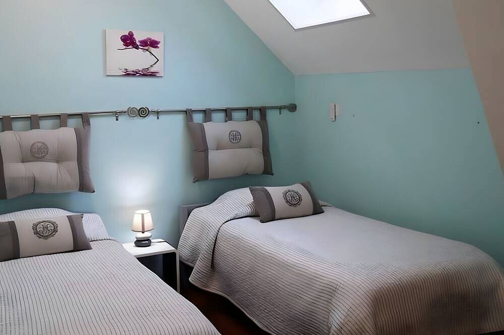 Maison de Vacances 'Les Sassiers' avec Vue sur le Lac, Terrasse Commune et Wi-Fi in Saint-Firmin-sur-Loire, Région de Montargis