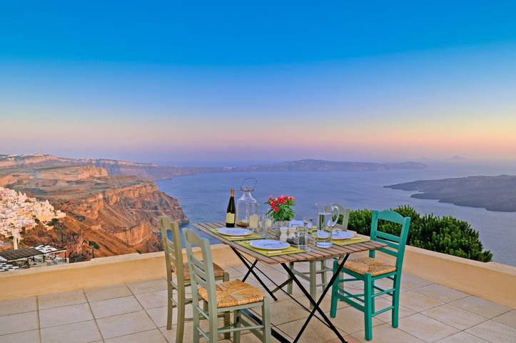 Villa pour 8 personnes, avec terrasse ainsi que jardin et jacuzzi dans Firostefani - 4