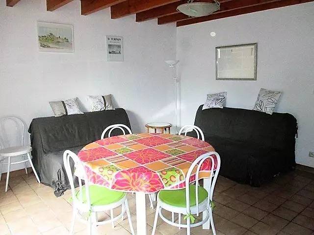 Location de vacances pour 5 personnes, avec terrasse dans Plage du Platin - 2