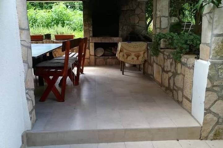 Ganze Wohnung, 2-Zimmer-Ferienwohnung am Strand Loviste, Peljesac in Dubrovnik-Neretva
