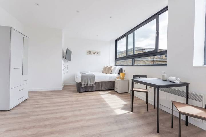 Ganze Ferienwohnung, Modern & Bright Central Sheffield Studio w Views in Sheffield, Südliches Yorkshire