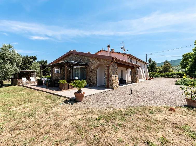 Maison 14 Personnes in Scarlino, Province de Grosseto
