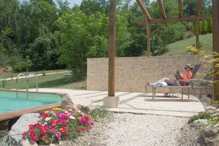 Location de vacances pour 8 personnes, avec sauna et jardin ainsi que piscine et jacuzzi, animaux acceptés à Auriac-du-Périgord - 3