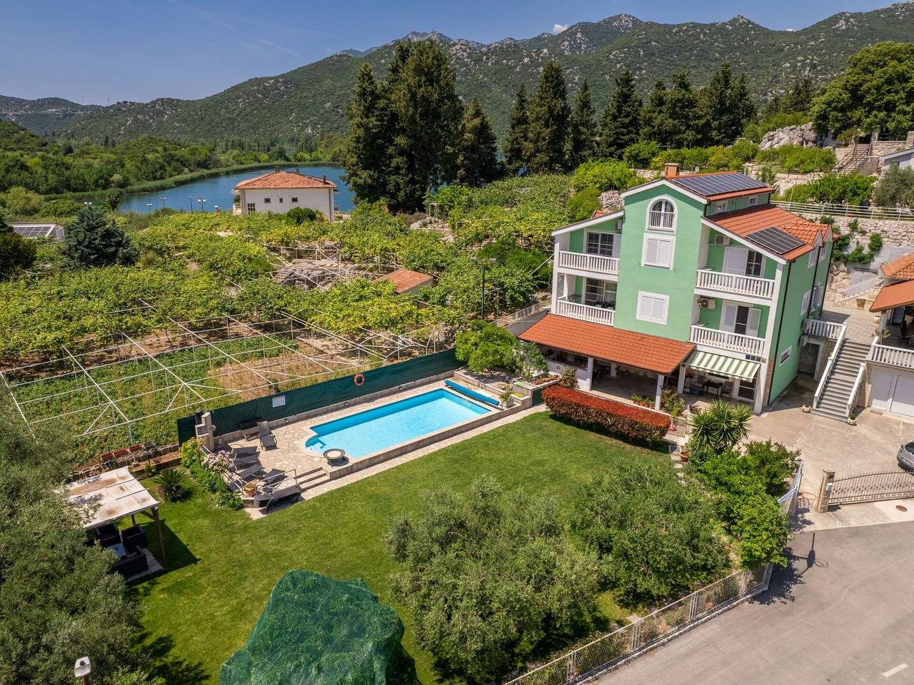 Solo - Solo 202.1 in Peračko Blato, Dubrovnik-Neretva