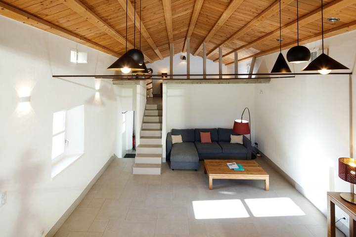 Gîte pour 2 personnes, avec piscine ainsi que jardin et terrasse à Vacquières - 2