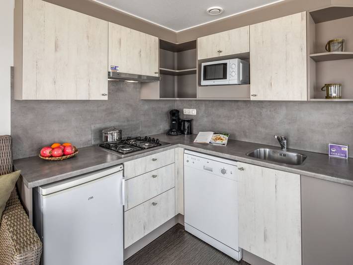 Ferienhaus für 4 Personen, mit Terrasse und Pool, kinderfreundlich in Kamperland - 2