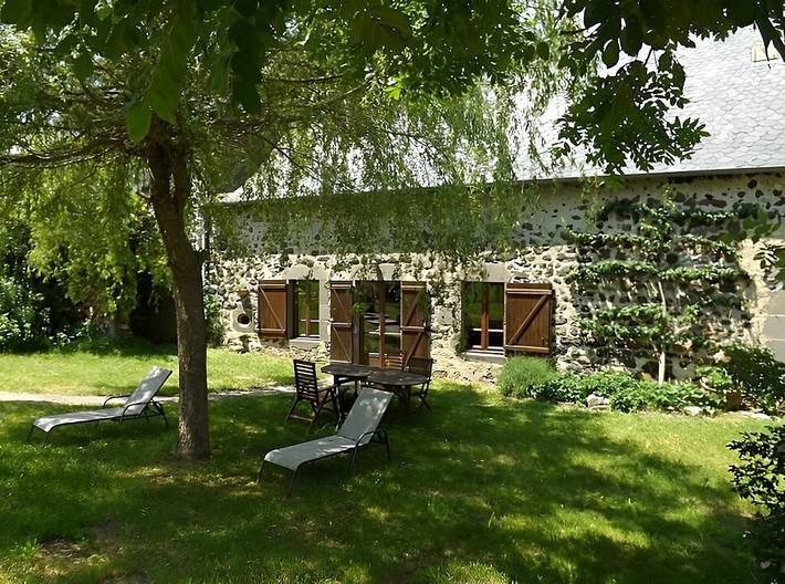 Gîte pour 5 personnes, avec terrasse et jardin