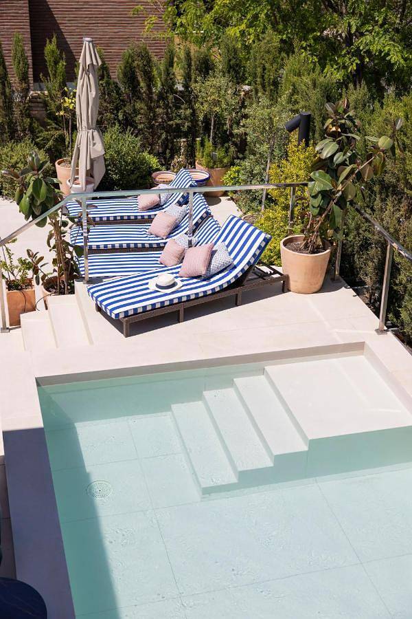 Hotel para 2 personas, con piscina y terraza, Se admiten mascotas - 1