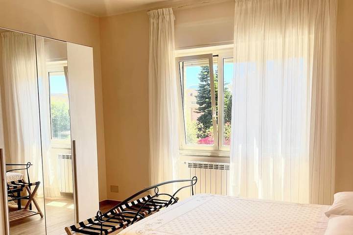 Apartamento entero, Fully Renovated Accomodation in Fiumicino, Provincia de Roma