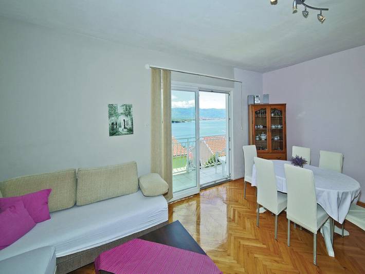 Ferielejlighed for 6 personer, med balkon i Trogir