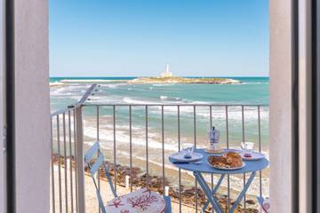 Bed And Breakfast for 4 People in Vieste, Adriatic Sea, Photo 1