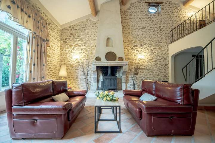 Agriturismo pour 14 personnes, avec piscine et jardin