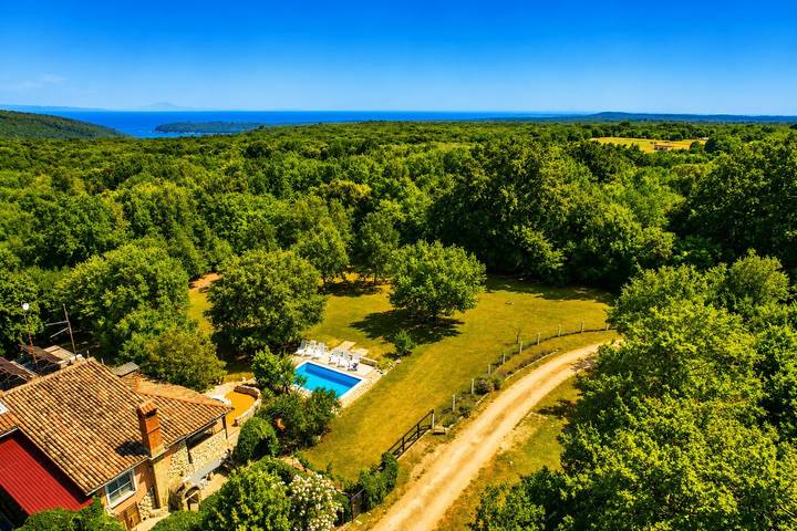 Maison de vacances pour 6 personnes, avec piscine et jardin - 1