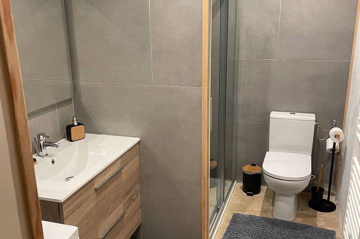 Gîte pour 3 personnes, avec piscine à Saint-Eutrope-de-Born - 3