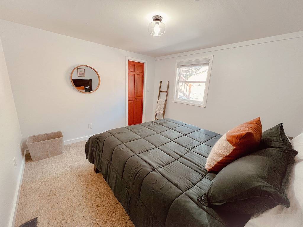 Cozy Mountain Getaway with Stunning Views! in Park County