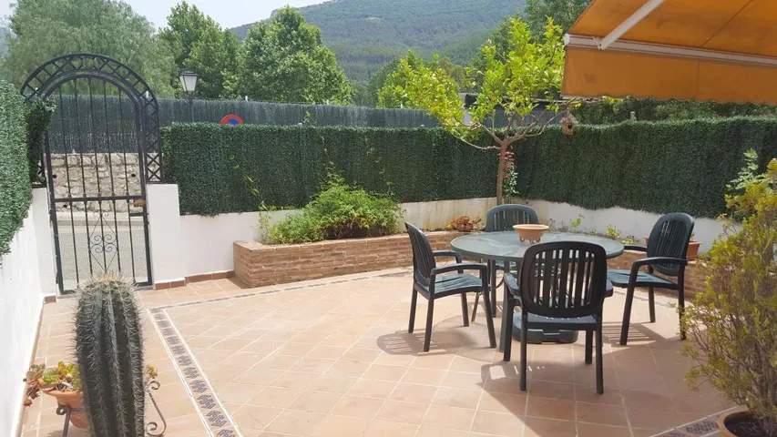 Casa rural para 6 personas, con terraza - 1