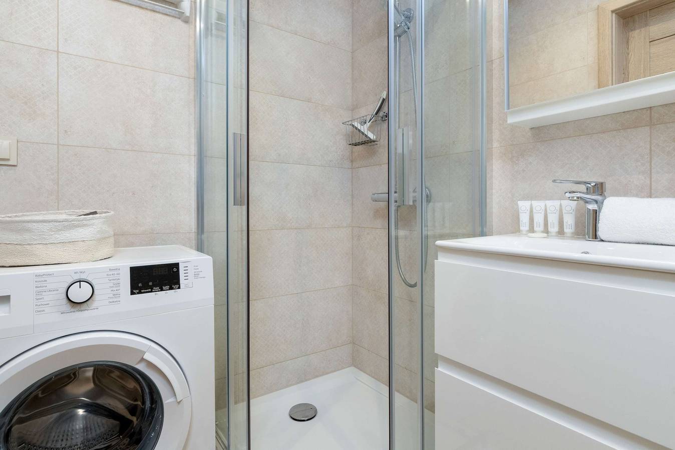 Ganze Wohnung, Ferienwohnung für 4 Personen mit Balkon/Terrasse in Zoppot, Dreistadt
