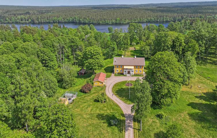 Ferienwohnung für 7 Personen, mit Garten und Seeblick - 1