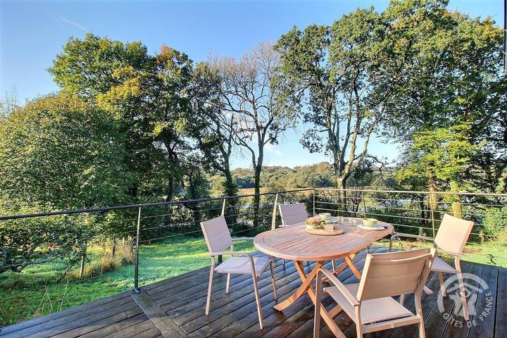 Gîte pour 4 personnes, avec Terrasse et Jardin à Glomel