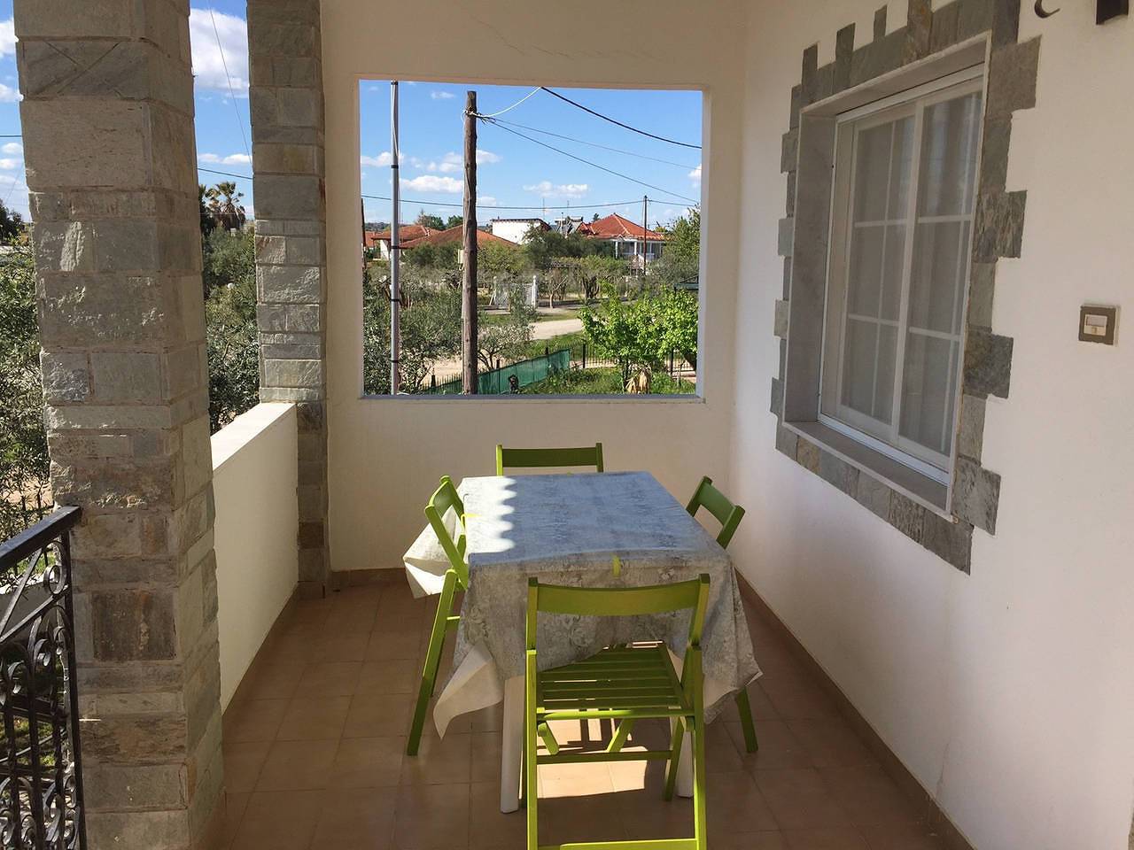Entire apartment, Charming Villa Halkidiki - Nea Kalikrateia - 2-bedroom apartment in Kallikrateia, Halkidiki