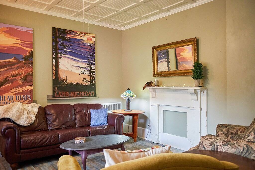 Discover stunning Northern Michigan from the comfort of the Port City Cottage in Manistee, Manistee County